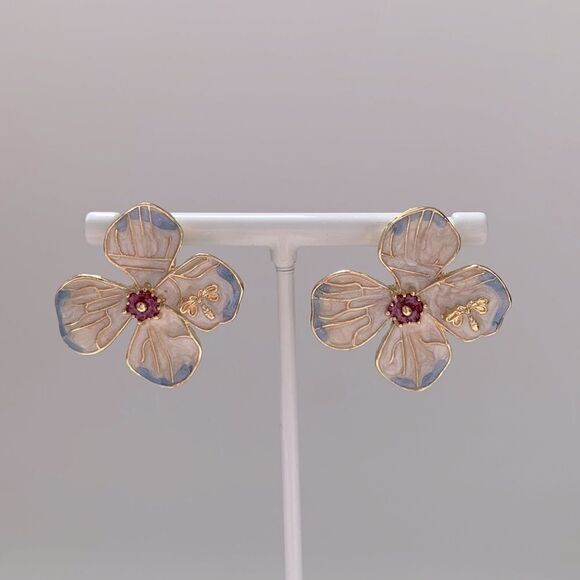 🌸New Beautiful Flower Petals Earrings - Picture 3 of 5
